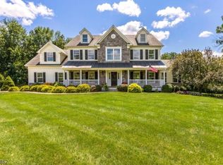 3 Foxwood Ln, Milford, NJ 08848