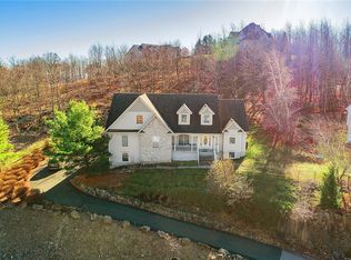 94 Overlook Rd, Pomona, NY 10970