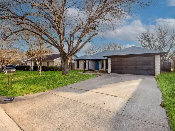 3924 Pueblo Trl, Lake Worth, TX 76135