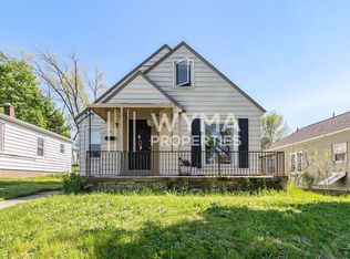 738 Dickinson St SE, Grand Rapids, MI 49507