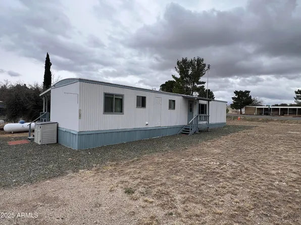 20715 E Larry Lane, Mayer, AZ 86333