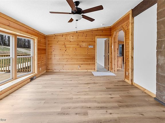 4th image of 1667 County Road 47