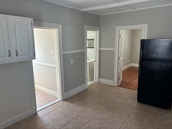 2nd image of 58 Cherry St Floor 2