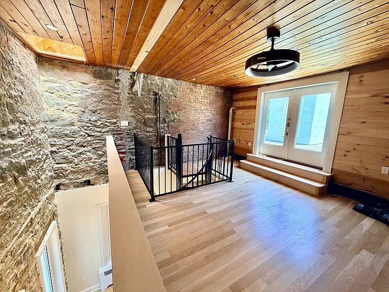 155 Beacon Hill Dr #8 — Photo 20
