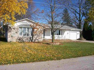 350 Clark St, Merrill, MI 48637