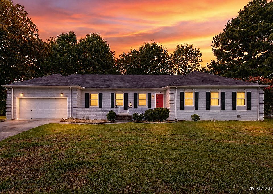 1st image of 1217 Chatterson Cir SE
