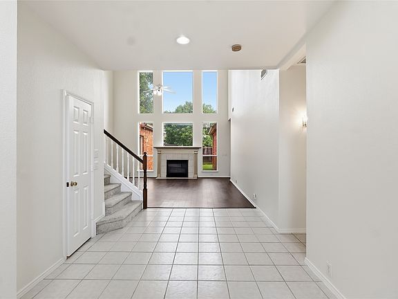 3rd image of 2809 Tallahassee Ct
