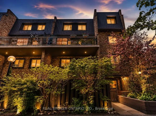 130 Ling Rd #62, Toronto, ON M1E 4V9