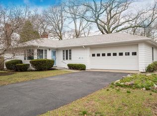 11 Pine Hill Rd, Swampscott, MA 01907