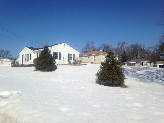 2nd image of 1261 S Dorroll St NE