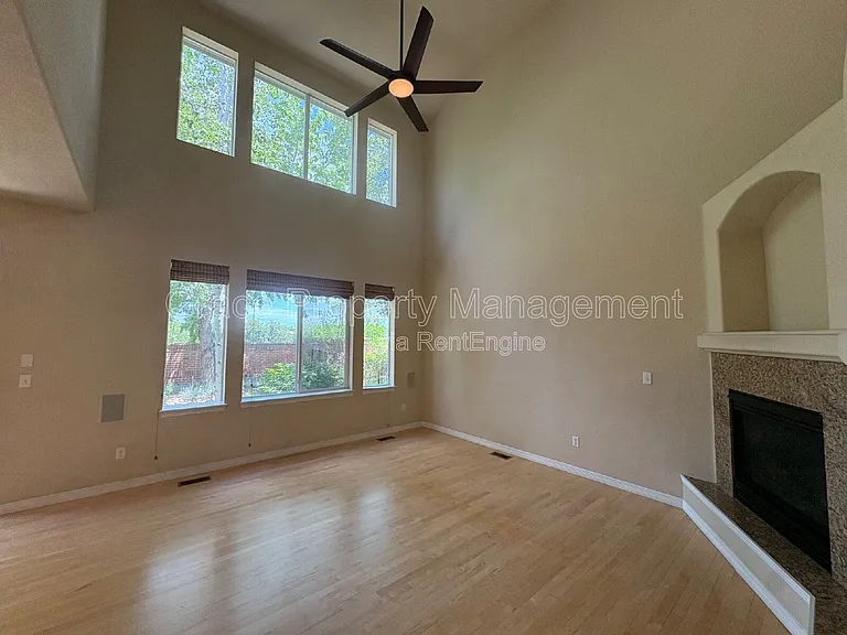 1730 S Poplar St — Photo 5