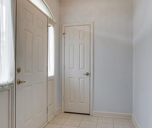 2nd image of 7036 Sunrise Cir