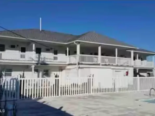 303 Henderson Boulevard #14, Atlantic Beach, NC 28512