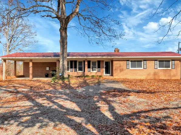 40 Hebron Church Rd, Red Oak, VA 23967