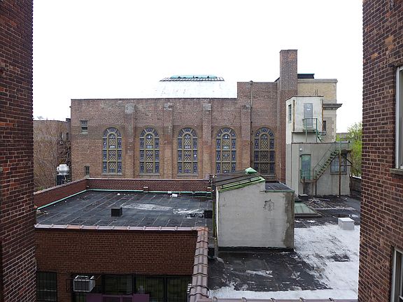 2nd image of 570 Ocean Pkwy APT 4D