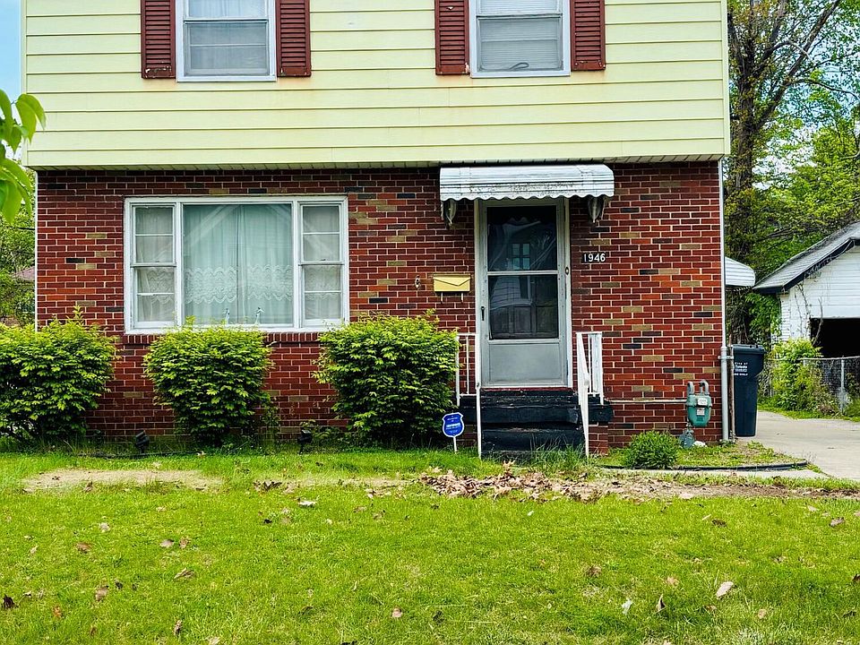 1st image of 1946 Oakwood Ave