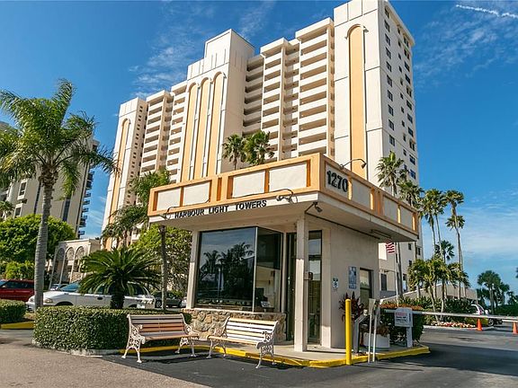 3rd image of 1270 Gulf Blvd APT 806