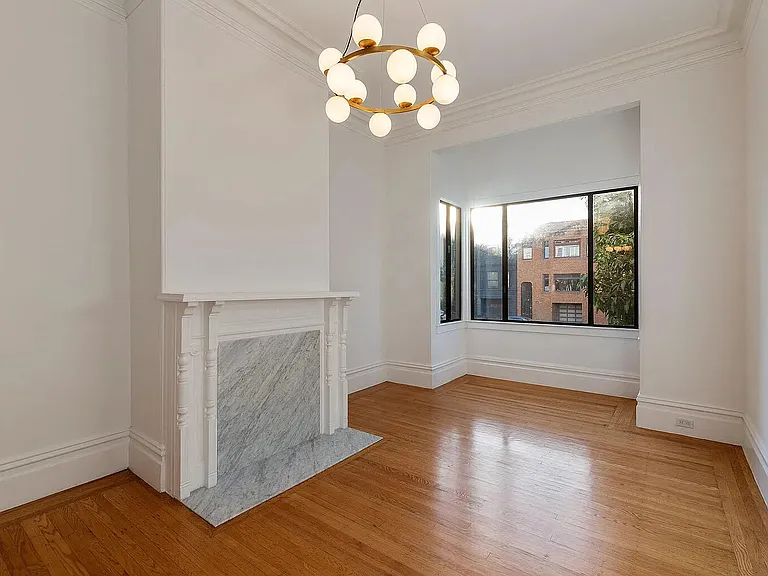 1479 Guerrero St — Photo 4