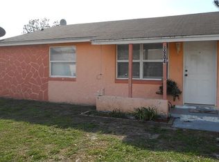 8904 Shady Tree Ct, Tampa, FL 33634