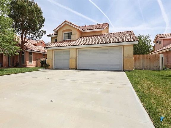 2nd image of 44436 Avenida Del Playa