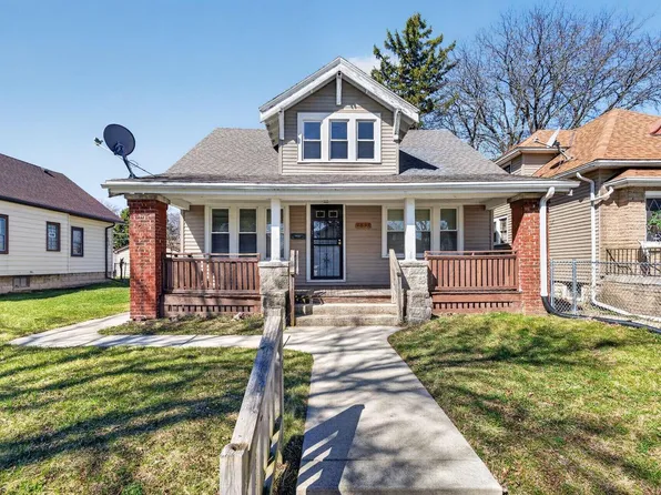 4633 North 30th STREET, Milwaukee, WI 53209