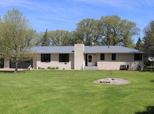 11634 39th St SE, Valley City, ND 58072