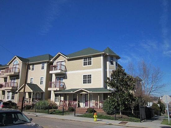 1st image of 1603 Queen Anne Way #1603