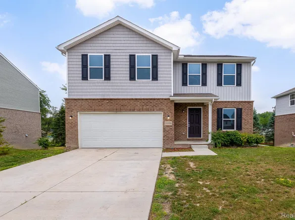 10306 Island Lake Dr, Taylor, MI 48180