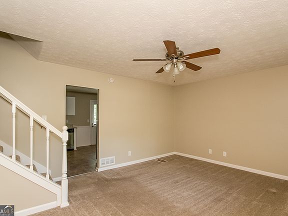 2nd image of 684 Lookout Ct
