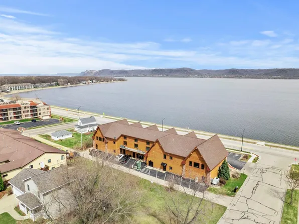 1301 Lakeshore Dr N #202, Lake City, MN 55041