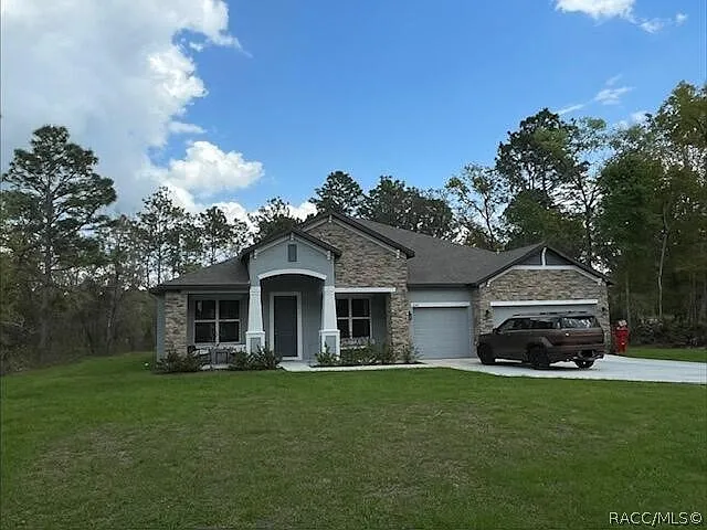 Photo 1 of 11 - 5301 N Mallows Cir - Beverly Hills, FL Primary Photo - 5301 N Mallows Cir