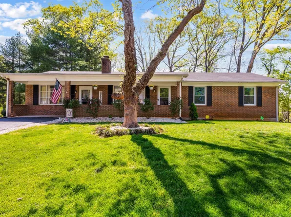 1108 Coolbrook Rd, Bedford, VA 24523