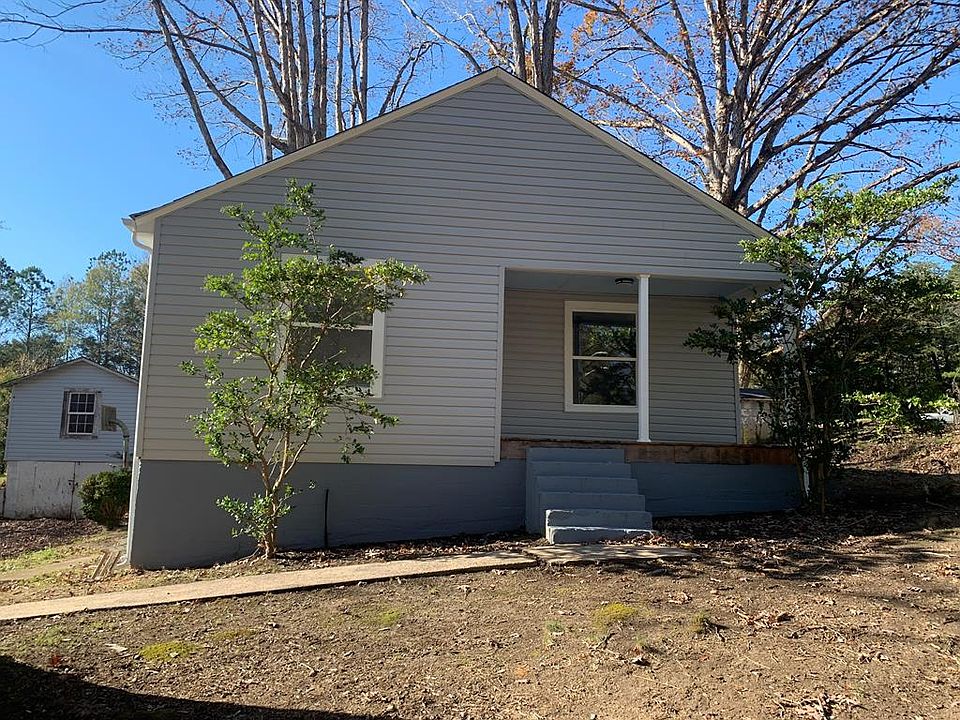 1st image of 136 Beech Ave
