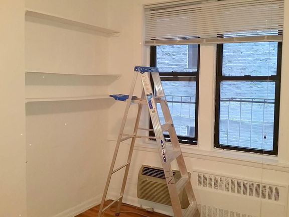 5th image of 246 E 71st St APT 1C