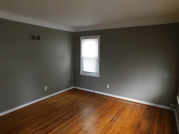 2nd image of 24234 Wilmot Ave
