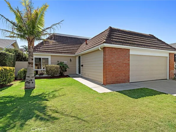 10830 La Terraza Ave, Fountain Valley, CA 92708