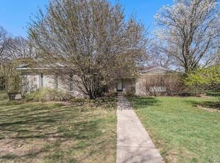 2353 Hinge Dr, Troy, MI 48083