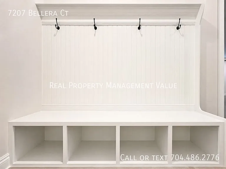 7207 Bellera Ct — Photo 19