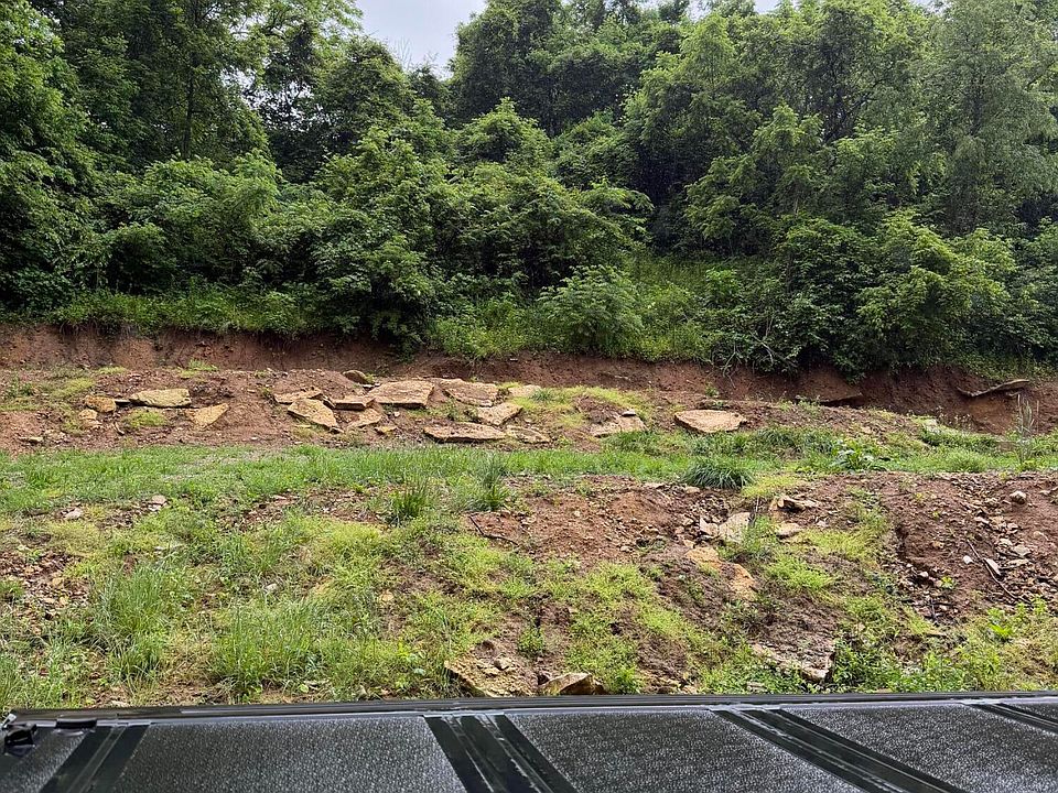 2nd image of 265 Town Branch Rd