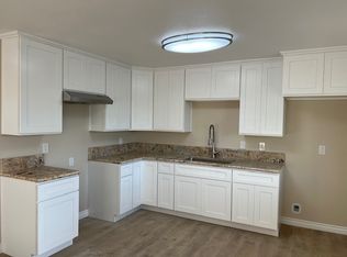 8601 C Ave APT D, Hesperia, CA 92345