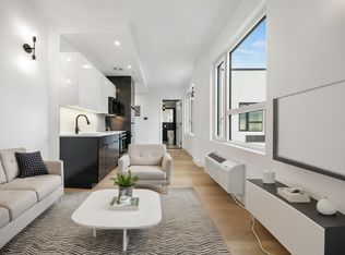1042 President St #8D, Brooklyn, NY 11225