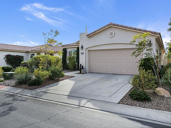 2nd image of 80415 Avenida Linda Vis