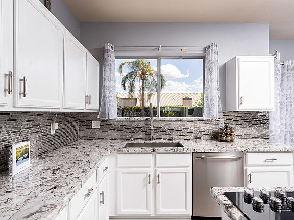 3rd image of 5031 W Hackamore Dr
