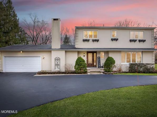 30 Mccutcheon Court, Middletown, NJ 07748