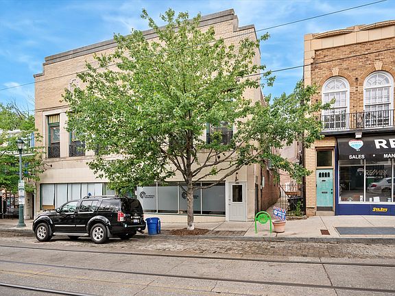 4th image of 7145 Germantown Ave #4