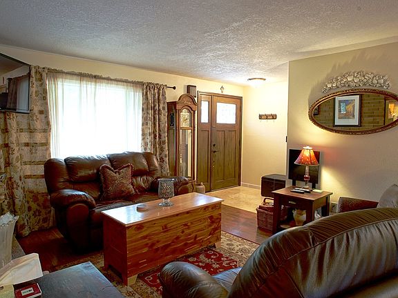 5th image of 10320 SW Coquille Dr