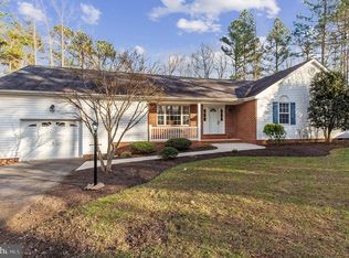 6845 Buckeye Dr, Hughesville, MD 20637