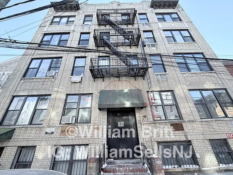 67-69 Brinkerhoff St #4D — Photo 28