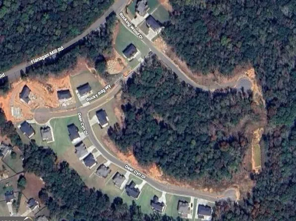 166 Rocking Wood Dr, Auburn, GA 30011