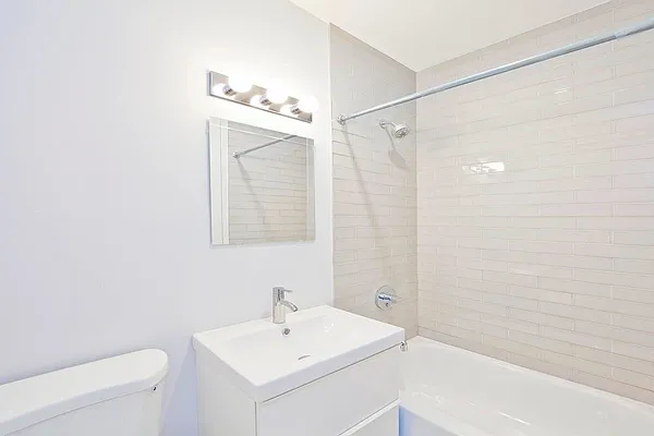 Rented by Highline Residential | media 5
